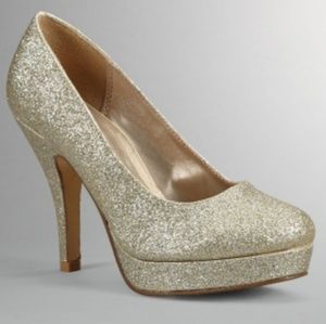 Kenneth Cole Hidden File Platform Shoes